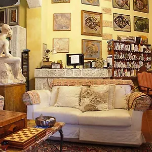 Donna Regina Dimora D'epoca Alloggio in famiglia Napoli